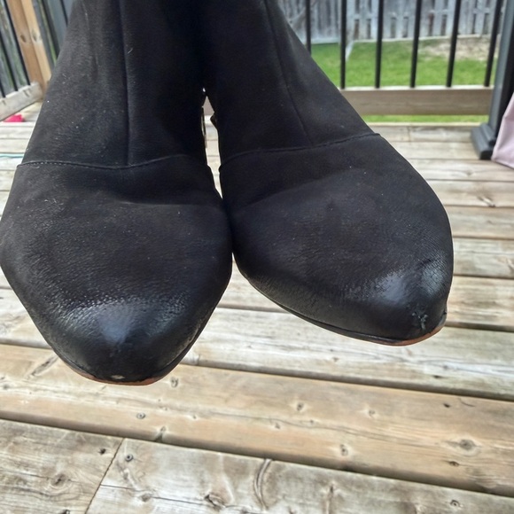 Vince Camuto Black Heeled Boots - Picture 6 of 10